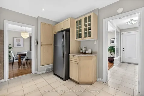 111 Prennan Avenue Toronto ON M9B 4C5