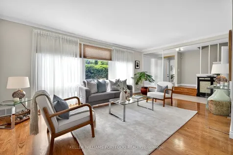 111 Prennan Avenue Toronto ON M9B 4C5