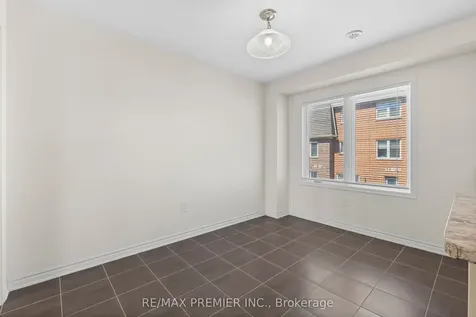57 Baycliffe Crescent Brampton ON L7A 3Z3