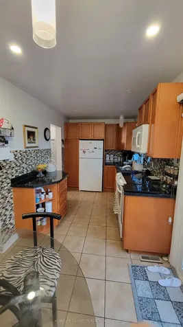 900 Central Park Drive Brampton ON L6S 3J6
