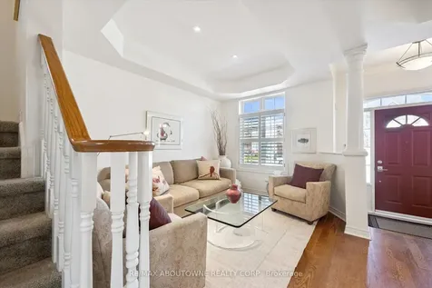 2484 Capilano Crescent Oakville ON L6H 6L4