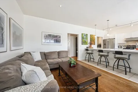 2484 Capilano Crescent Oakville ON L6H 6L4