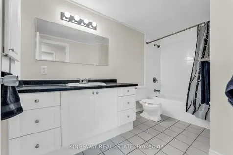 680 Regency Court Burlington ON L7N 3L9
