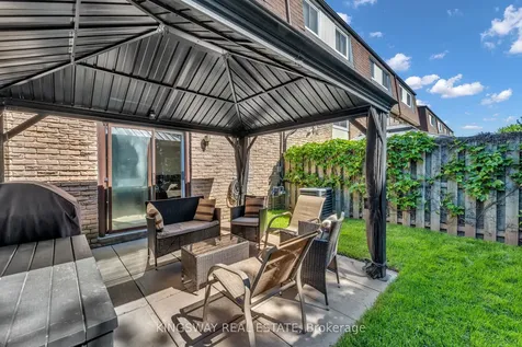 680 Regency Court Burlington ON L7N 3L9