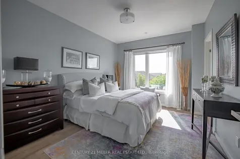 469 Nautical Boulevard Oakville ON L6L 0E8