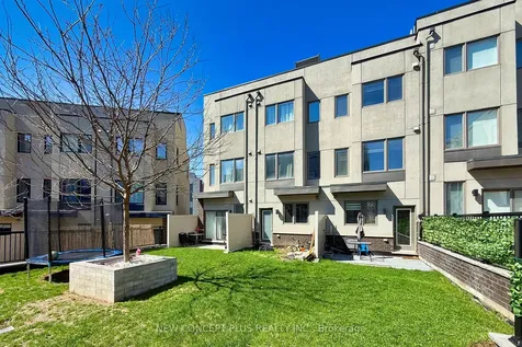 9 Thomas Mulholland Drive Toronto ON M3K 0C1