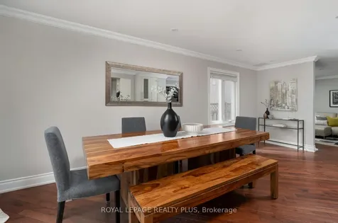 5229 Palomar Crescent Mississauga ON L5R 2W8