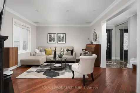 5229 Palomar Crescent Mississauga ON L5R 2W8