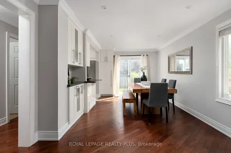5229 Palomar Crescent Mississauga ON L5R 2W8