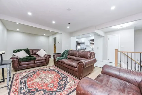 5 Bay Crest Drive Brampton ON L6Z 1H5