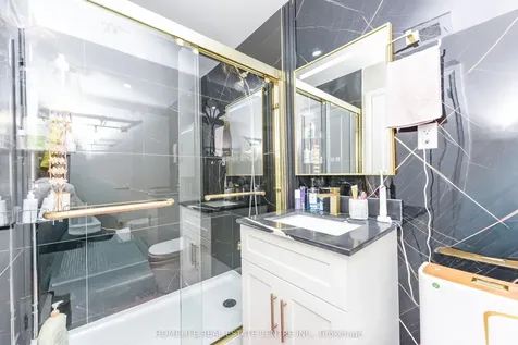 5 Bay Crest Drive Brampton ON L6Z 1H5