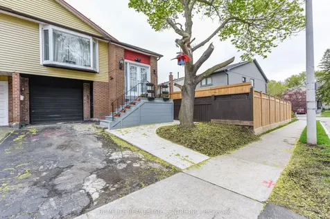 5 Bay Crest Drive Brampton ON L6Z 1H5