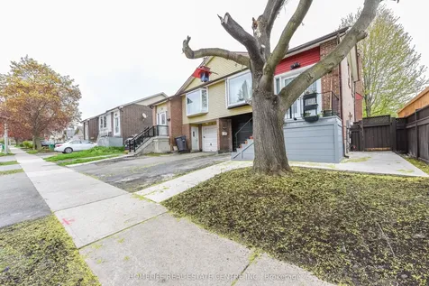 5 Bay Crest Drive Brampton ON L6Z 1H5
