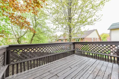 5 Bay Crest Drive Brampton ON L6Z 1H5