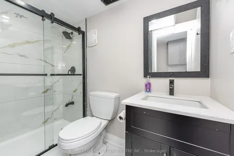 5 Bay Crest Drive Brampton ON L6Z 1H5