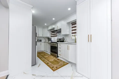 5 Bay Crest Drive Brampton ON L6Z 1H5