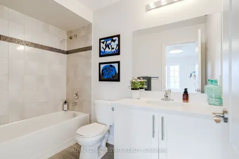 1129 Haig Boulevard Mississauga ON L5E 2M6