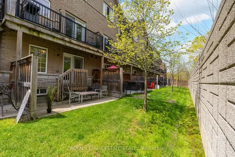 1129 Haig Boulevard Mississauga ON L5E 2M6