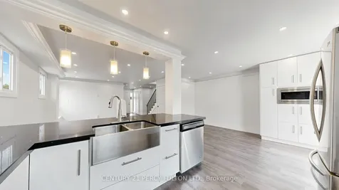 780 Galloway Crescent Mississauga ON L5C 3T9