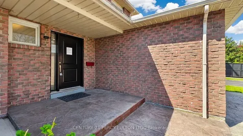 780 Galloway Crescent Mississauga ON L5C 3T9