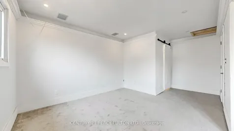 780 Galloway Crescent Mississauga ON L5C 3T9