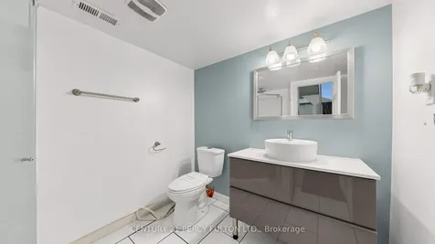 780 Galloway Crescent Mississauga ON L5C 3T9