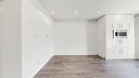780 Galloway Crescent Mississauga ON L5C 3T9