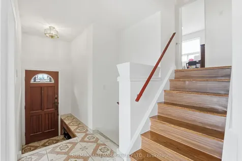 54 Gotham Court Toronto ON M6M 2N8