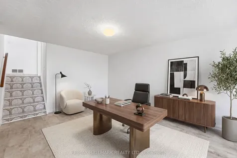 54 Gotham Court Toronto ON M6M 2N8