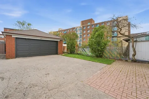 54 Gotham Court Toronto ON M6M 2N8