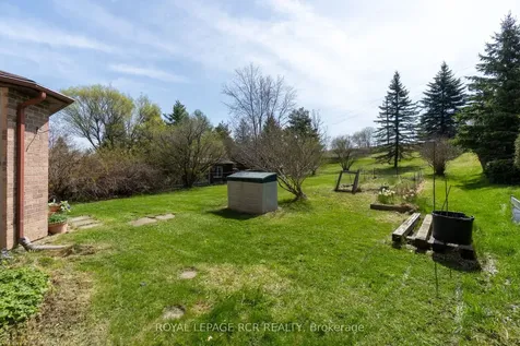 51 Bambi Trail Caledon ON L7E 2G4