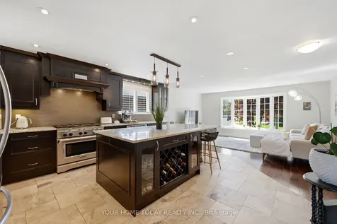 39 Eleanor Crescent Halton Hills ON L7G 2T7