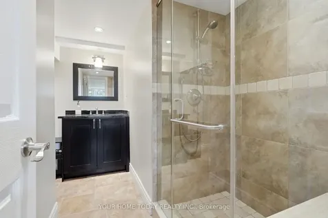 39 Eleanor Crescent Halton Hills ON L7G 2T7