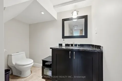 39 Eleanor Crescent Halton Hills ON L7G 2T7