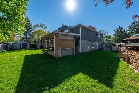39 Eleanor Crescent Halton Hills ON L7G 2T7
