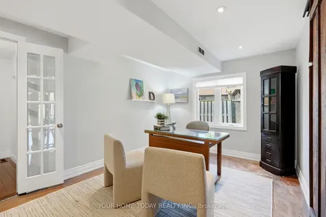 39 Eleanor Crescent Halton Hills ON L7G 2T7