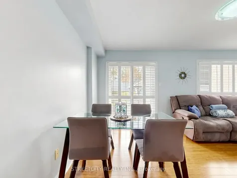78 Waterbury Street Caledon ON L7E 1X5