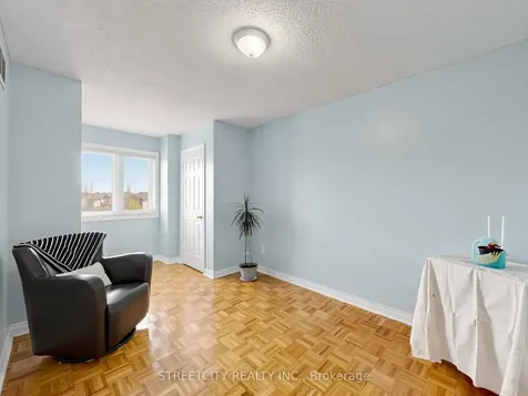 78 Waterbury Street Caledon ON L7E 1X5
