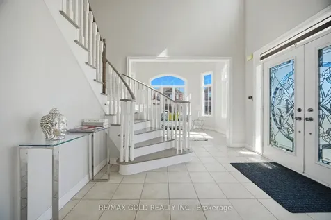 26 Gorevale Drive Brampton ON L6P 1N9