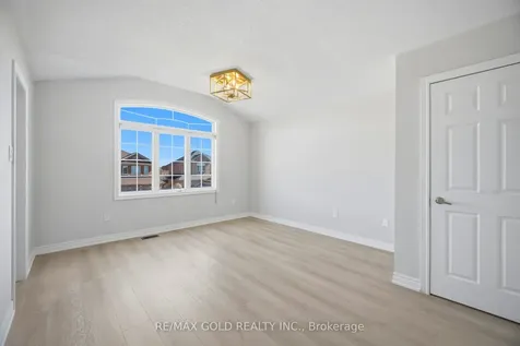 26 Gorevale Drive Brampton ON L6P 1N9
