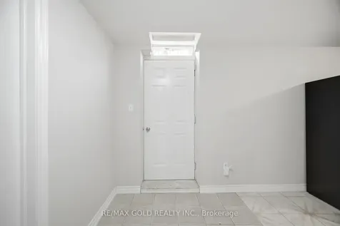 26 Gorevale Drive Brampton ON L6P 1N9