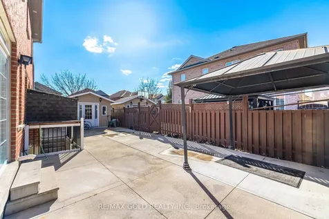 26 Gorevale Drive Brampton ON L6P 1N9