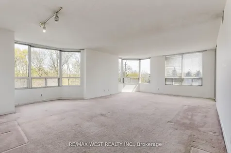 1 Aberfoyle Crescent Toronto ON M8X 2X8