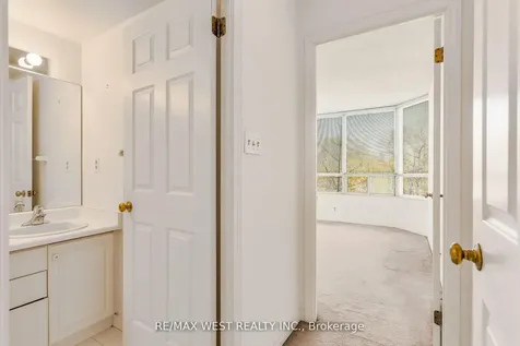 1 Aberfoyle Crescent Toronto ON M8X 2X8