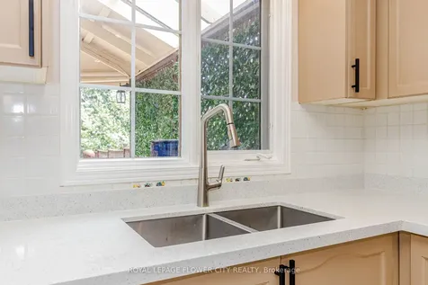 119 Morningmist Street Brampton ON L6R 2A9