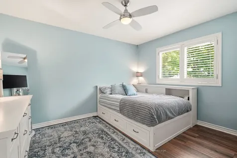 2207 Jester Court Burlington ON L7P 3E8