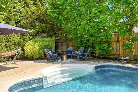 2207 Jester Court Burlington ON L7P 3E8