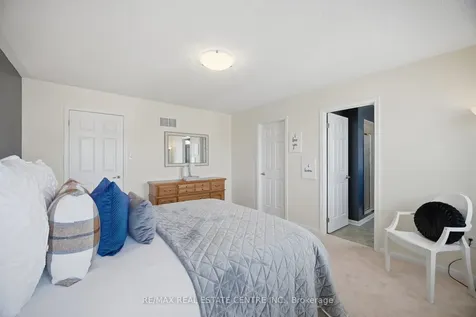 680 Mceastern Path Milton ON L9T 0G4