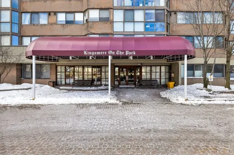 880 Dundas Street W Mississauga ON L5C 4H3