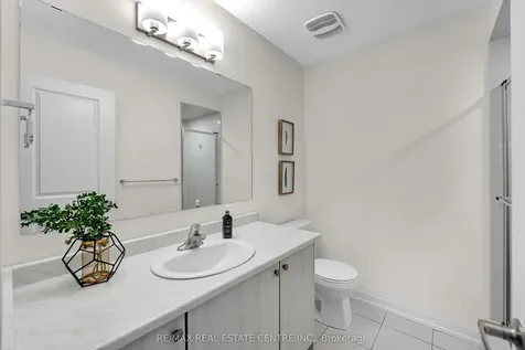 1538 Moonseed Place Milton ON L9E 1V4